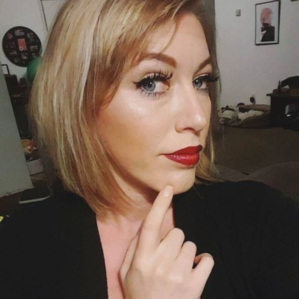 Meet your Posher, Brenda